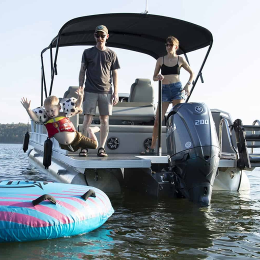 A Veranda Luxury Pontoon Cruising On Cay - Kelley Marine Center